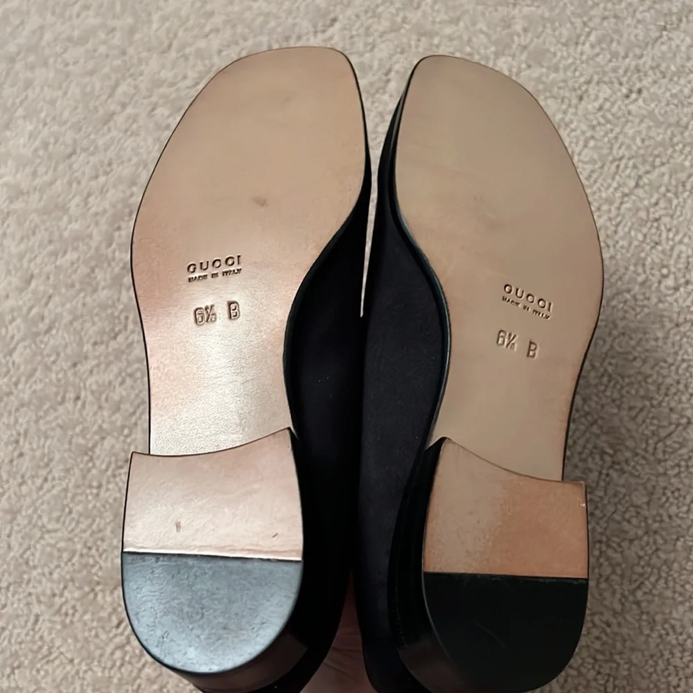 Vintage Authentic Gucci Satin Loafers - Picture 4 of 6